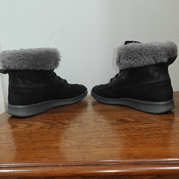 Ugg Roskoe Black Boots Mens 9.5 Snow Boots - Picture 4 of 12